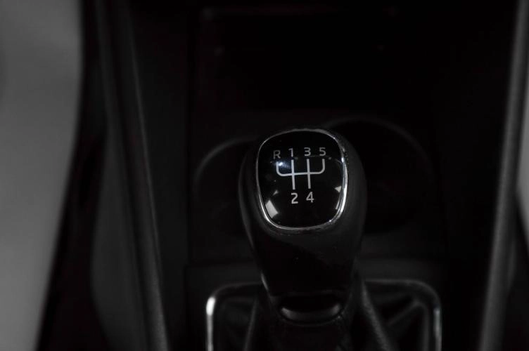 Volkswagen Polo 16 из 19