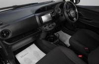 Toyota Vitz 14 из 15