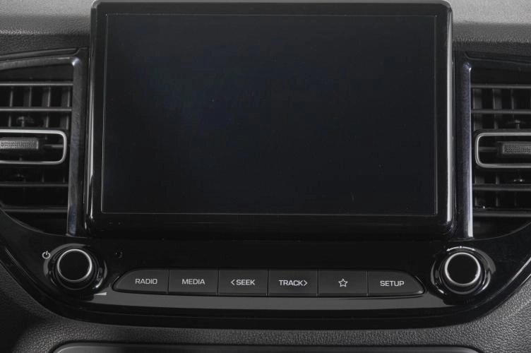 Hyundai Solaris 19 из 24