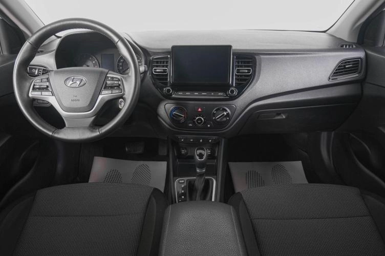 Hyundai Solaris 13 из 24