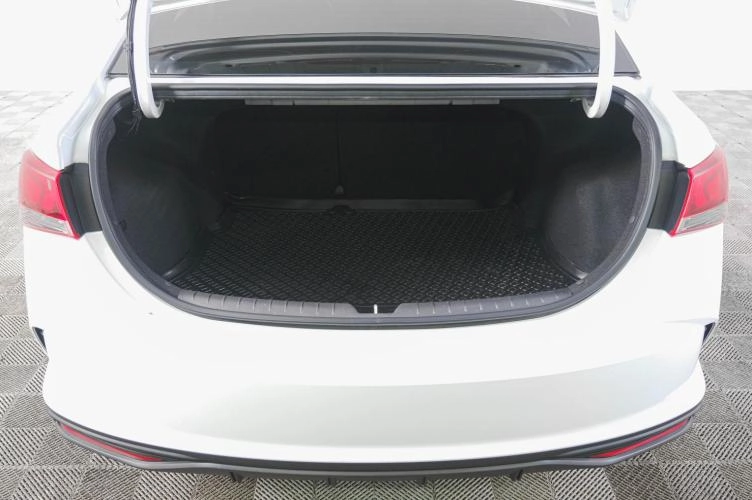 Hyundai Solaris 7 из 24