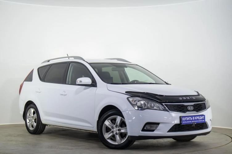 KIA cee'd 1 из 5
