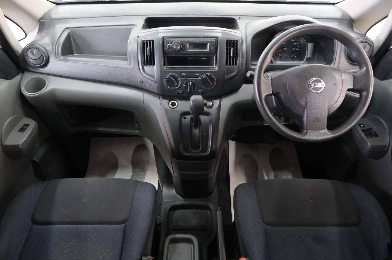 Nissan NV200 12 из 20