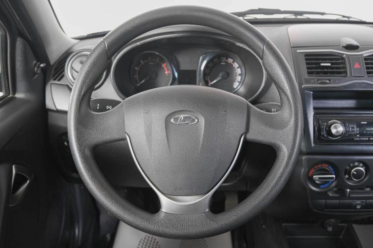 ВАЗ (LADA) Granta 15 из 21