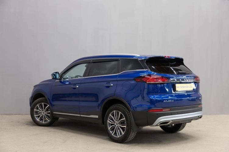 Geely Atlas Pro 4 из 6