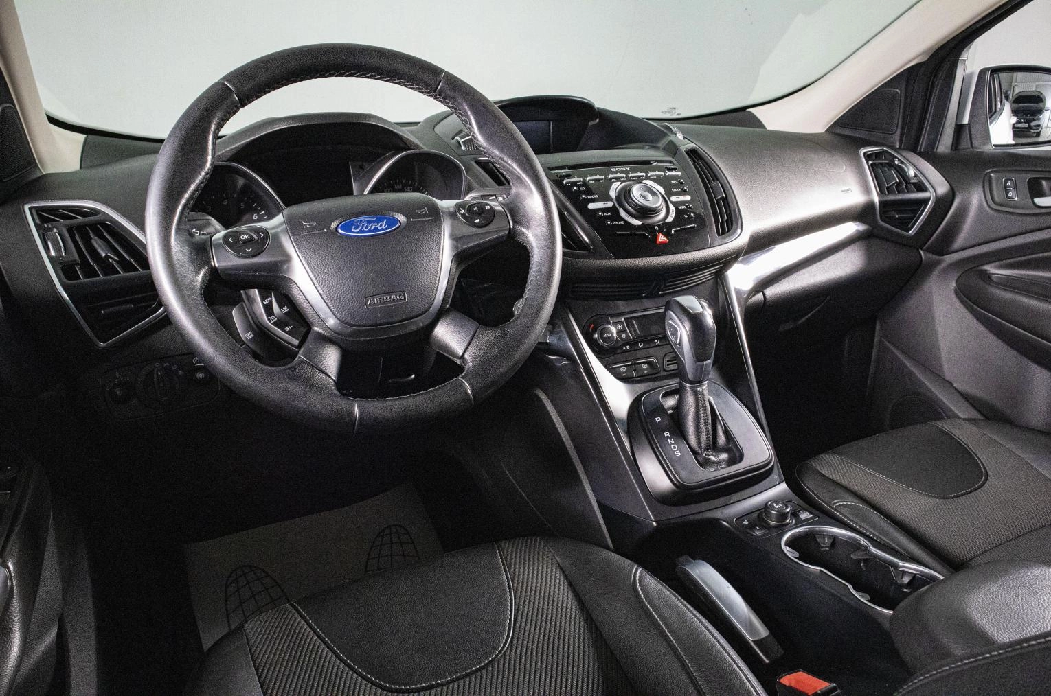 Ford Kuga 13 из 19