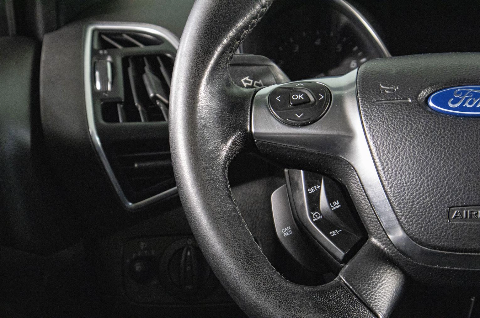Ford Kuga 10 из 19