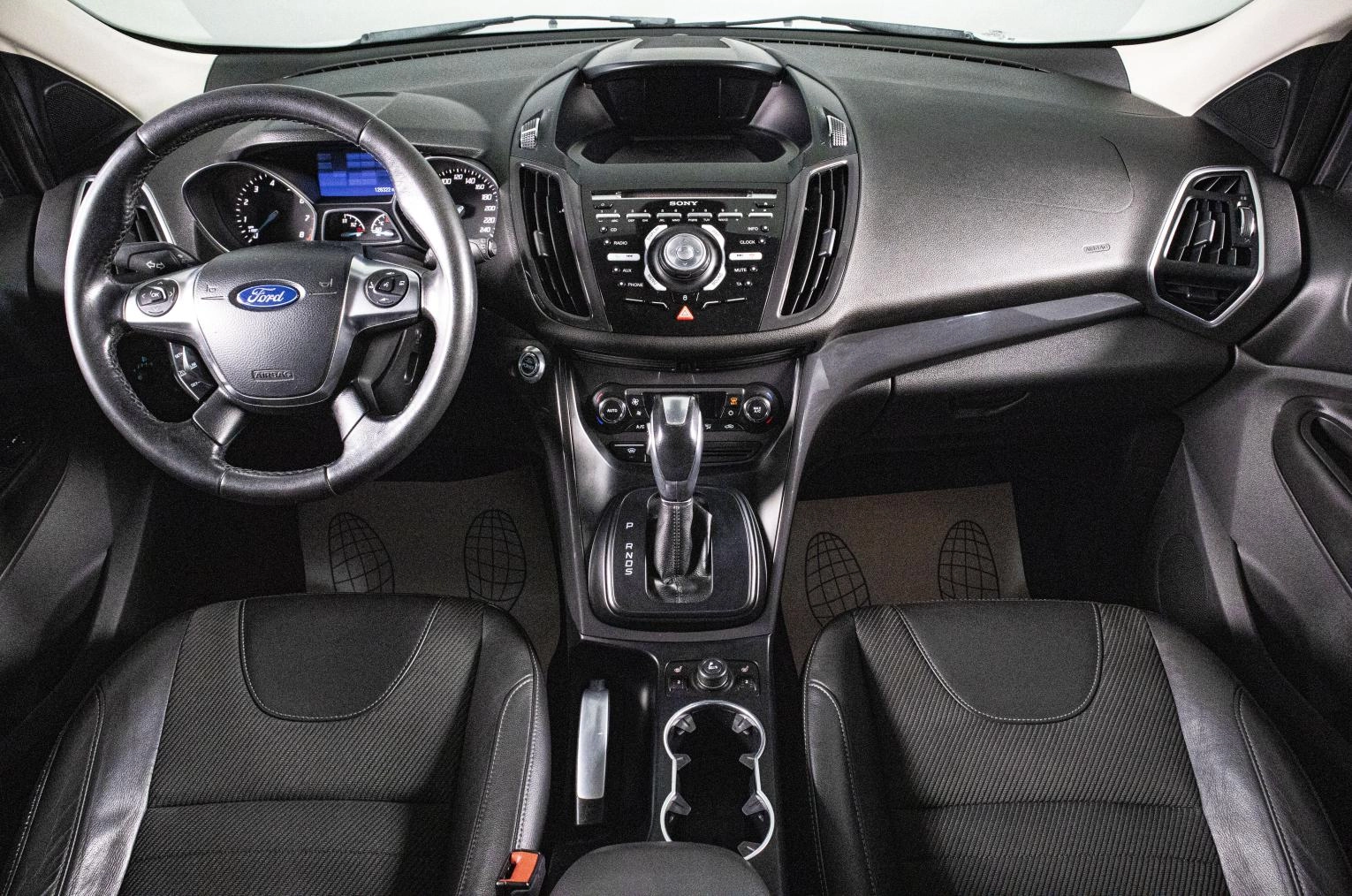 Ford Kuga 14 из 19