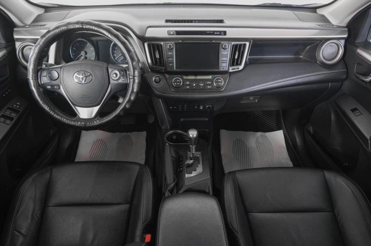 Toyota RAV4 13 из 31