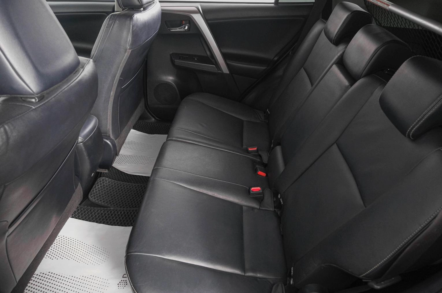 Toyota RAV4 9 из 31