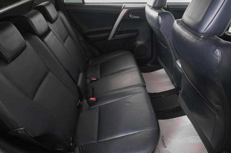 Toyota RAV4 10 из 31