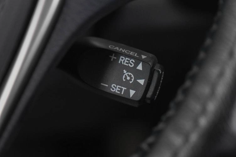 Toyota RAV4 24 из 31