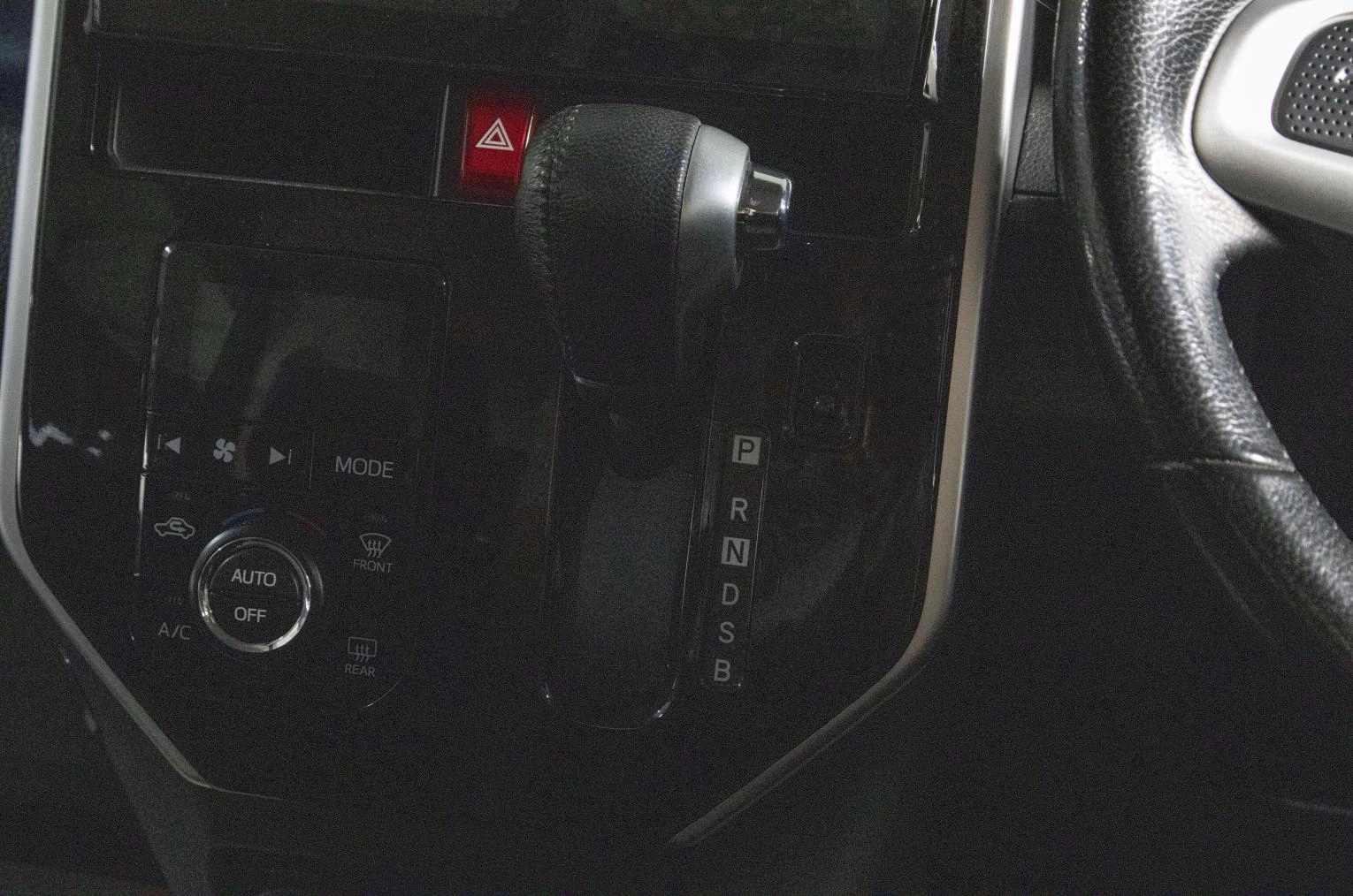 Toyota Tank 15 из 17