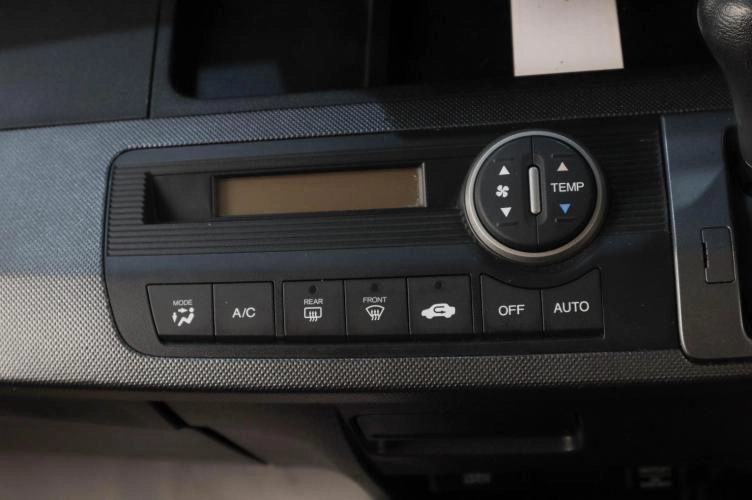 Honda Freed 17 из 21