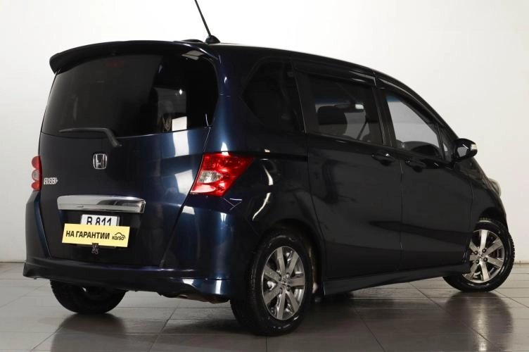 Honda Freed 6 из 21