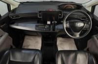 Honda Freed 9 из 21