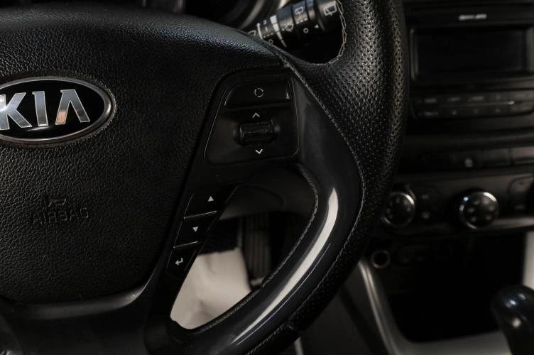 KIA cee'd 14 из 18