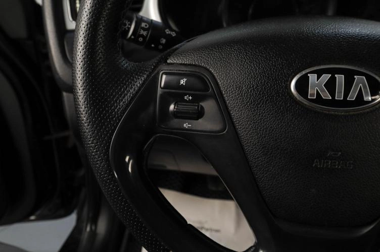 KIA cee'd 12 из 18