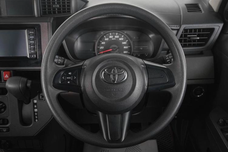 Toyota Tank 15 из 23