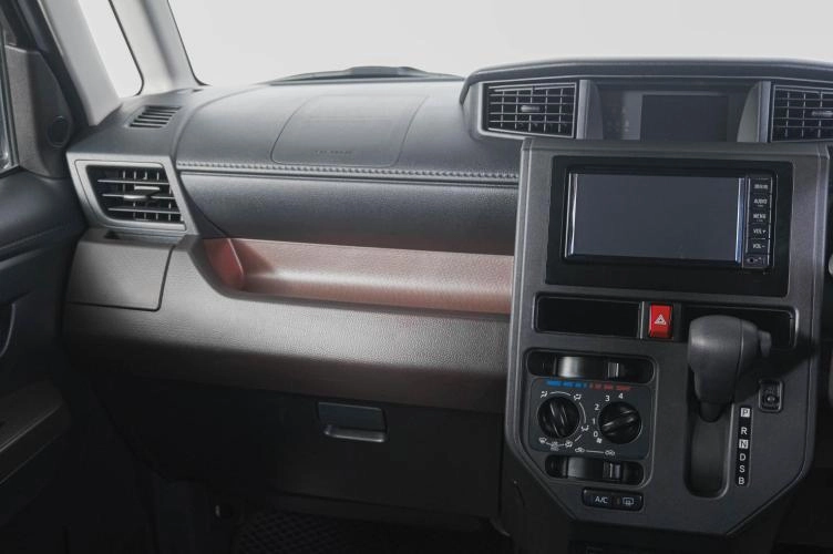 Toyota Tank 12 из 23