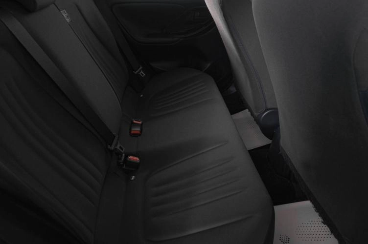 Toyota Yaris 10 из 25