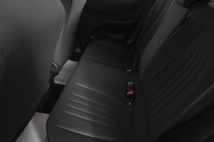 Toyota Yaris 9 из 25