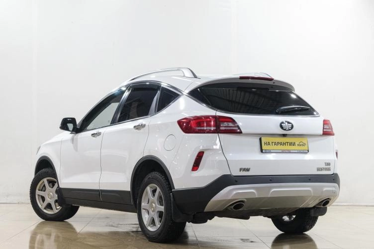 FAW Besturn X80 4 из 5