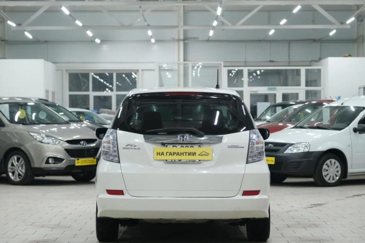 Honda Fit Shuttle 5 из 5