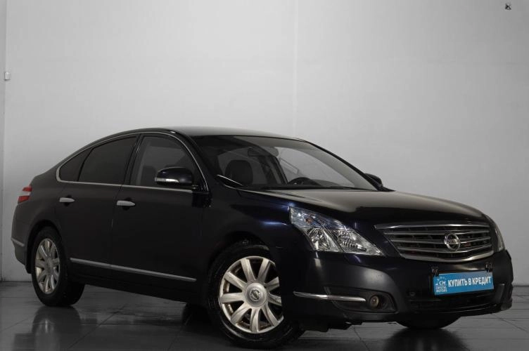 Nissan Teana 1 из 6