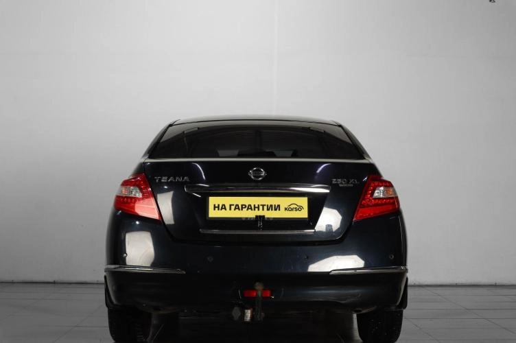Nissan Teana 5 из 6