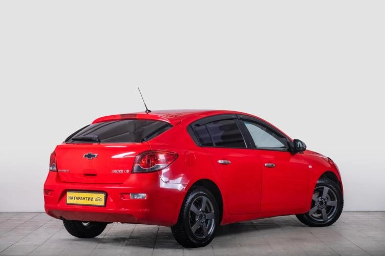Chevrolet Cruze 6 из 6