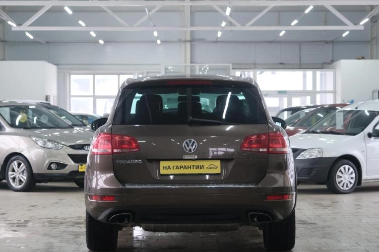 Volkswagen Touareg 5 из 5