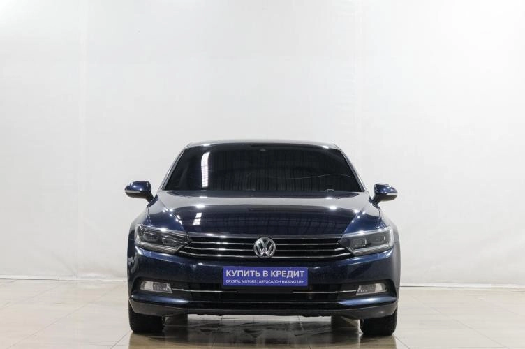 Volkswagen Passat 2 из 5