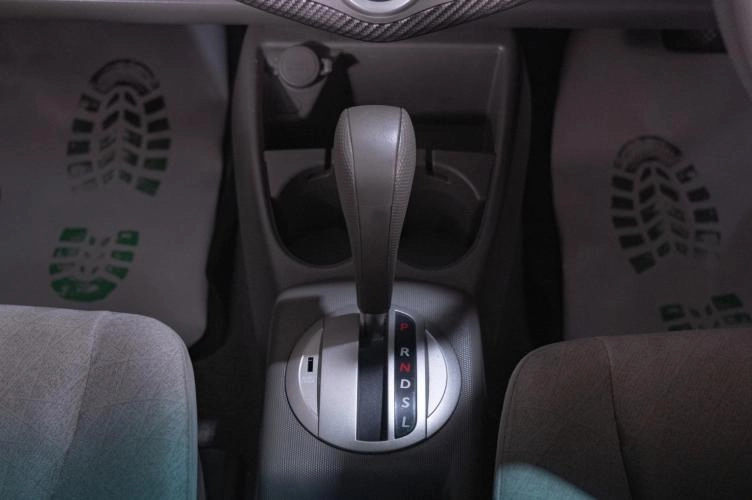 Honda Fit 14 из 20