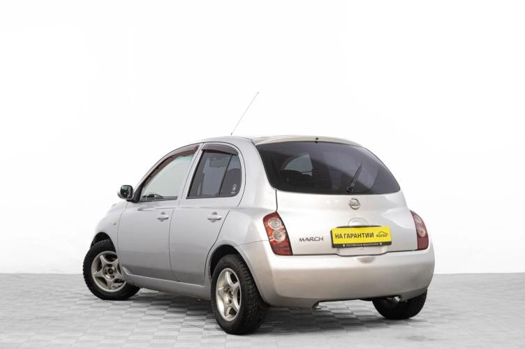 Nissan March 6 из 6