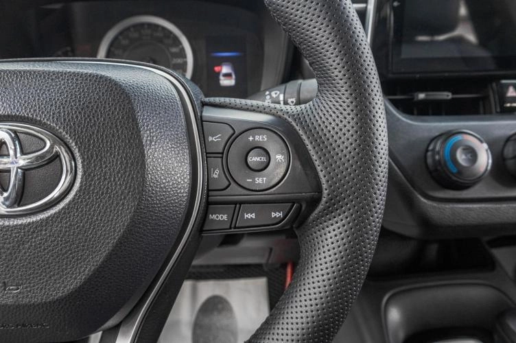 Toyota Corolla 16 из 25