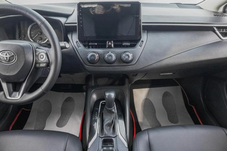 Toyota Corolla 18 из 25