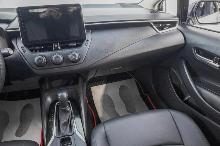 Toyota Corolla 21 из 25