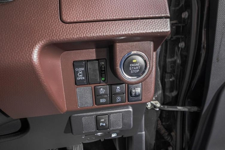 Toyota Tank 13 из 25