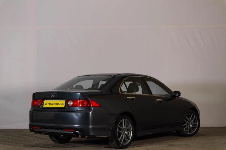 Honda Accord 4 из 5