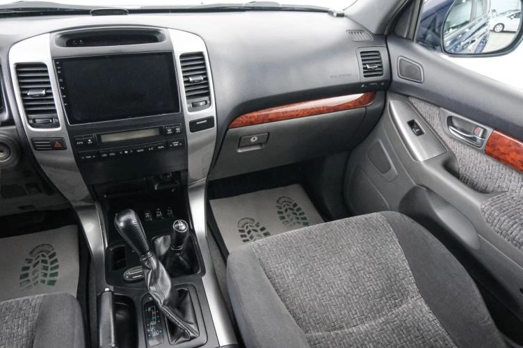 Toyota Land Cruiser Prado 11 из 23