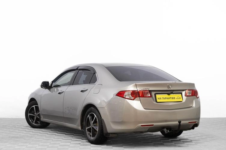 Honda Accord 6 из 6