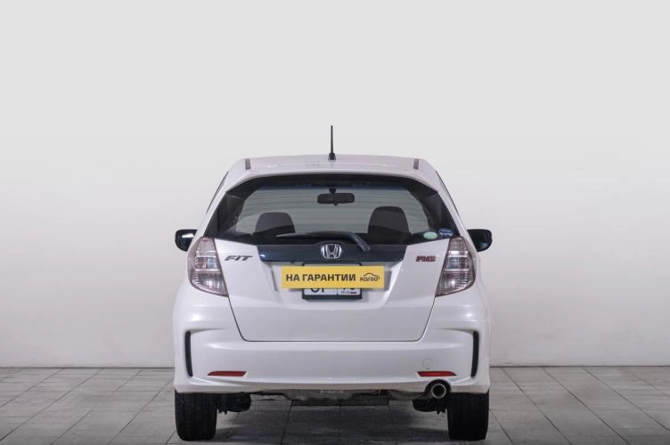 Honda Fit 4 из 6