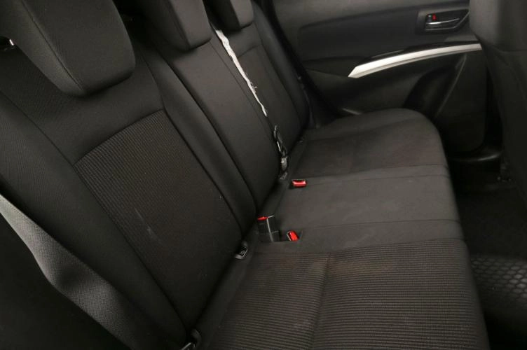 Suzuki SX4 19 из 20