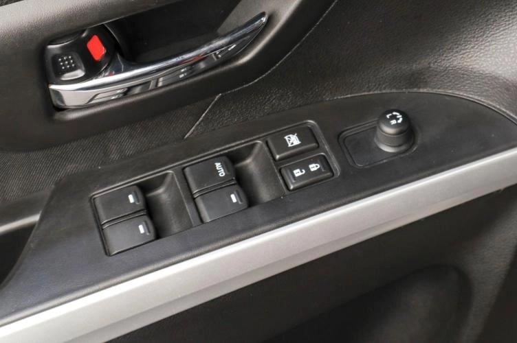 Suzuki SX4 7 из 20