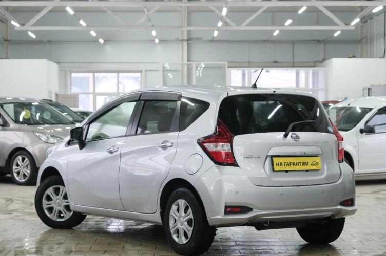 Nissan Note 4 из 5