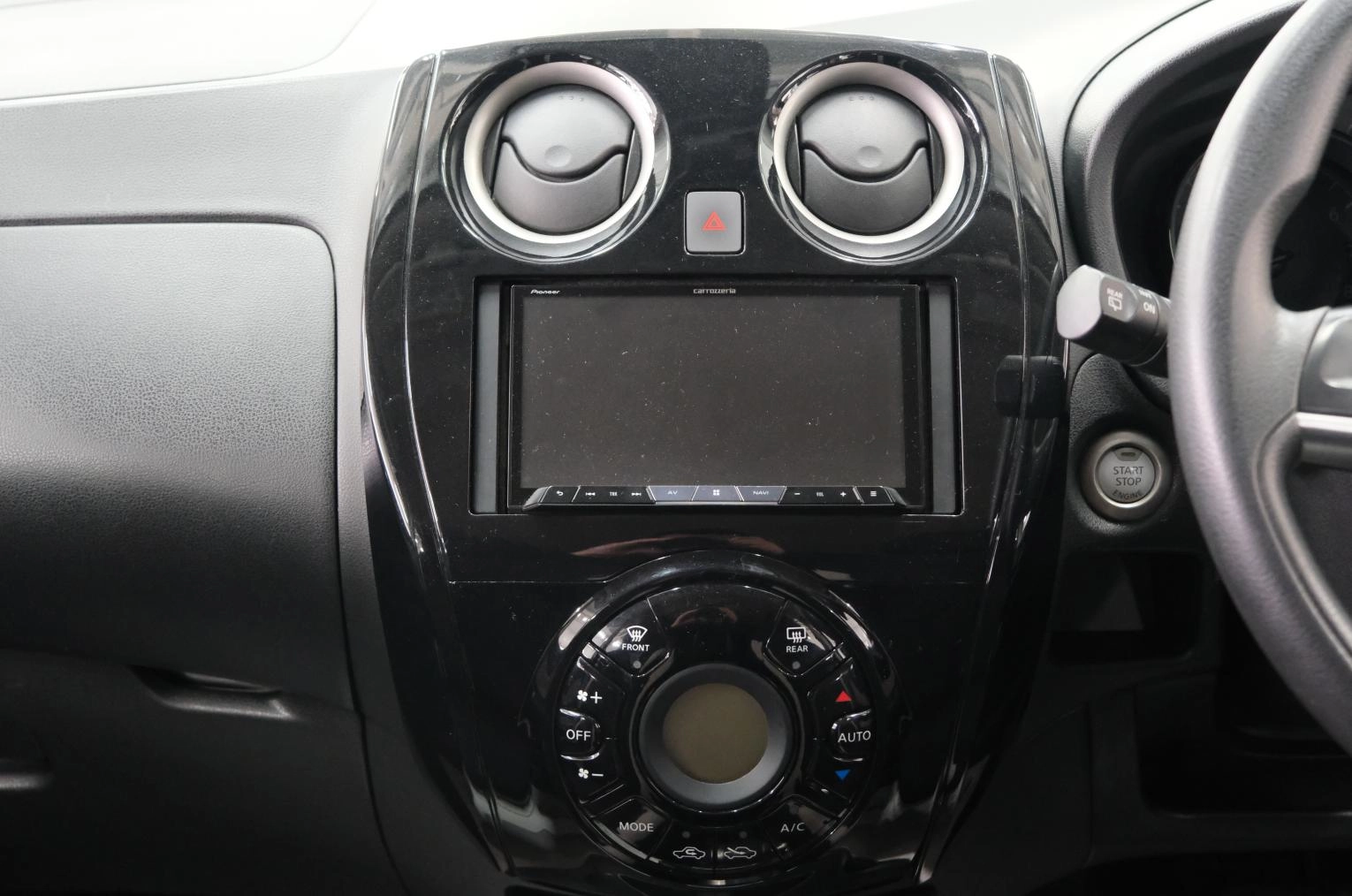 Nissan Note 15 из 22