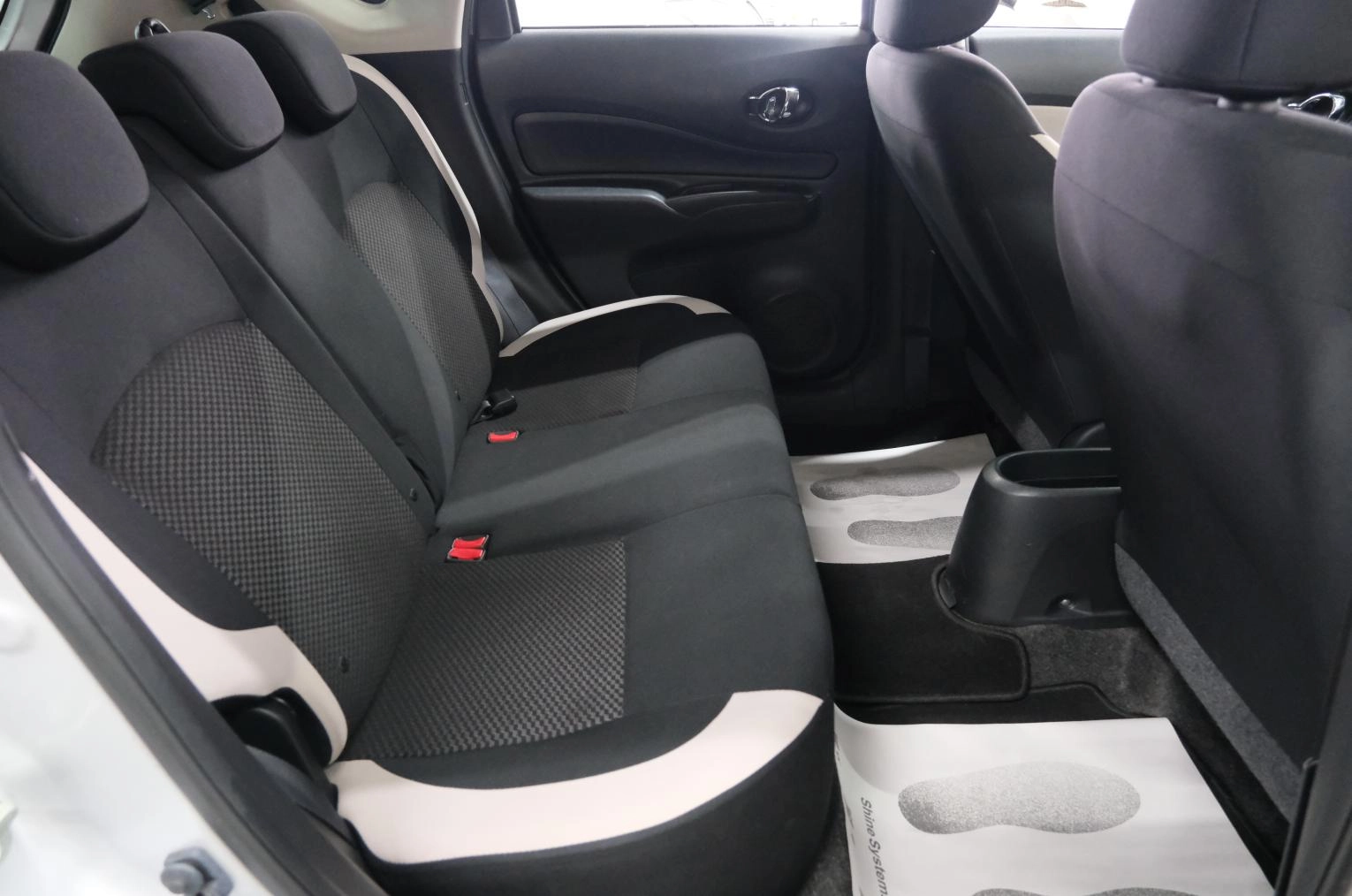 Nissan Note 20 из 22