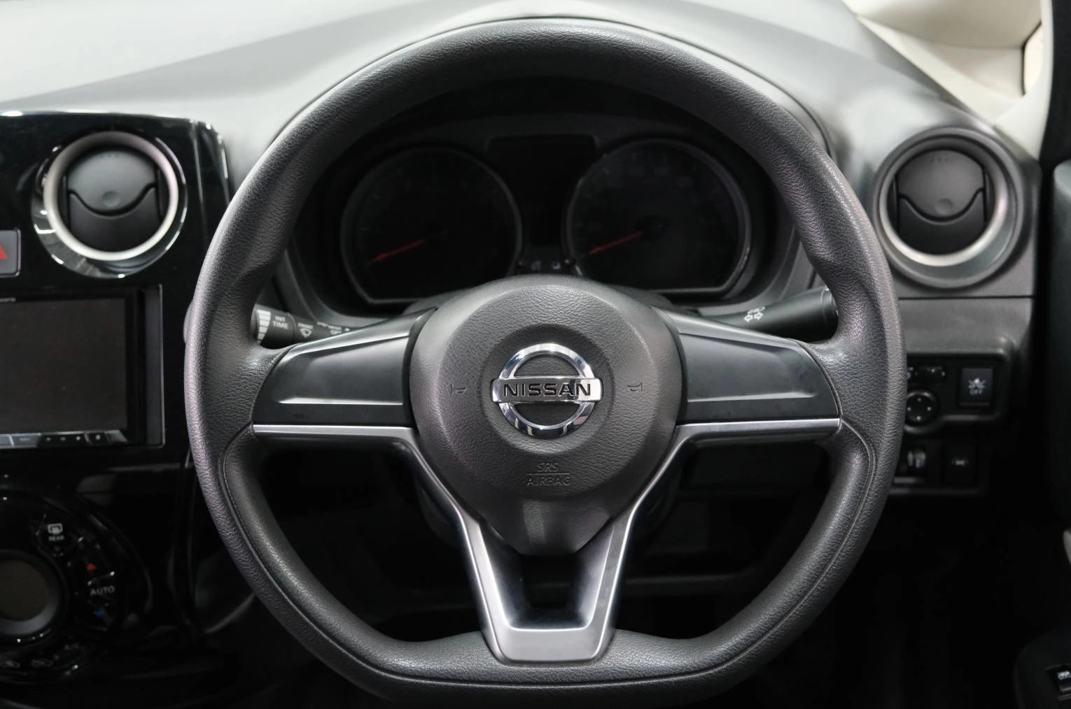 Nissan Note 12 из 22