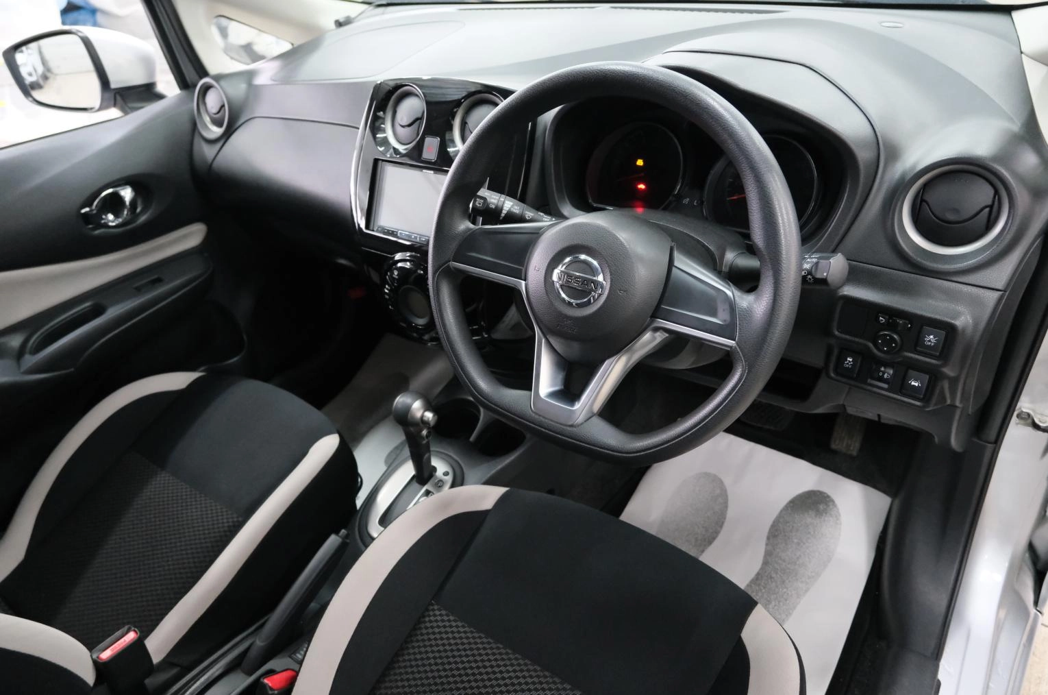 Nissan Note 10 из 22
